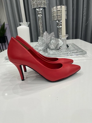 Alexandra Paggioti red leather pumps new, size 38