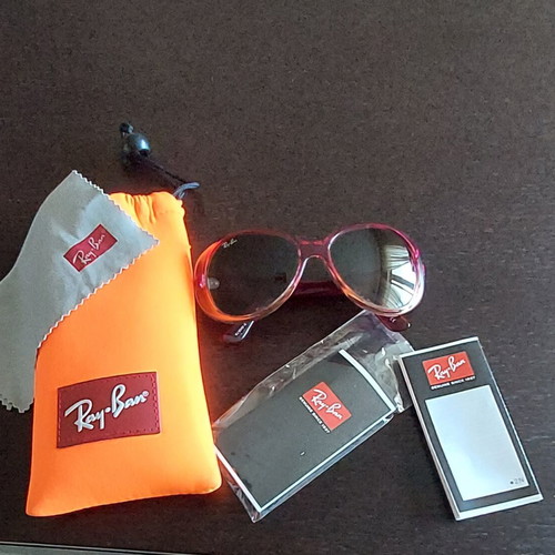 Ray-Ban kids sunglasses like new for girls