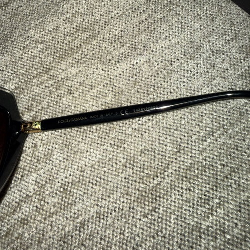 Dolce & Gabbana sunglasses like new, black
