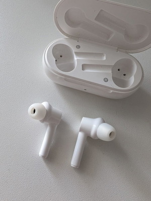 OnePlus Buds Z E502A λευκά μεταχειρισμένα για ανταλλακτικά ή επισκευή