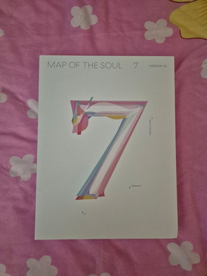 BTS Map of the Soul: 7 Ver.1 album like new, pop