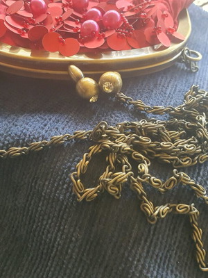 Τσάντα Achilleas Accessories σατέν ώμου σαν καινούργιο, κόκκινη