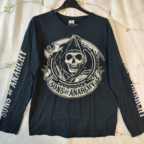 Sons of Anarchy long sleeve shirt size M like new
