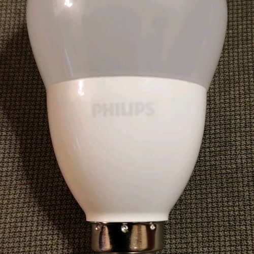 Philips CorePro LED Bulbs 7W E14 new, pack of 10
