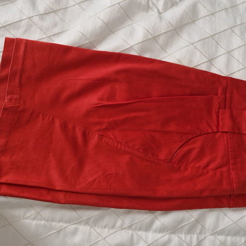Rinascimento medium skirt like new, red