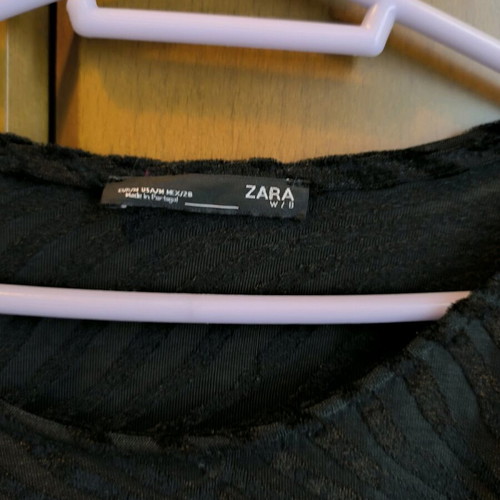 Zara velvet blouse small black like new