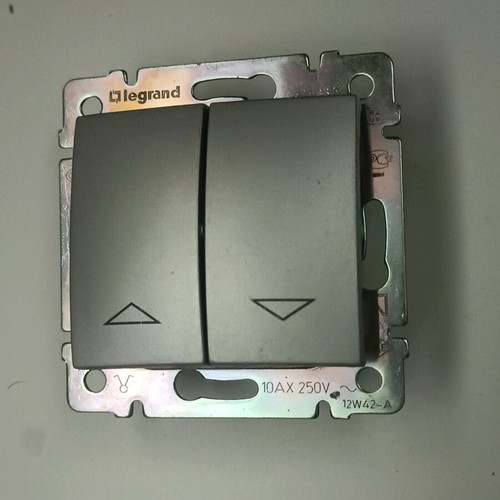 Διακόπτης Legrand Valena Ρολλων Aluminium σαν καινούργιο
