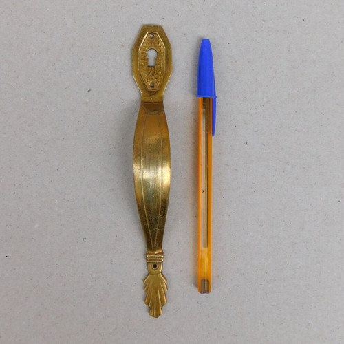 Handle with keyhole brass 17 cm length