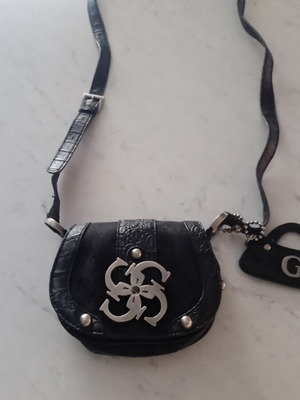 Guess women's black crossbody bag like new