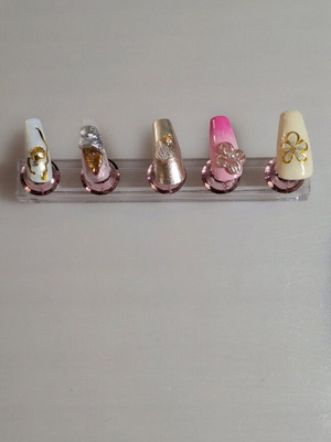 Press on nails handmade new, with glue