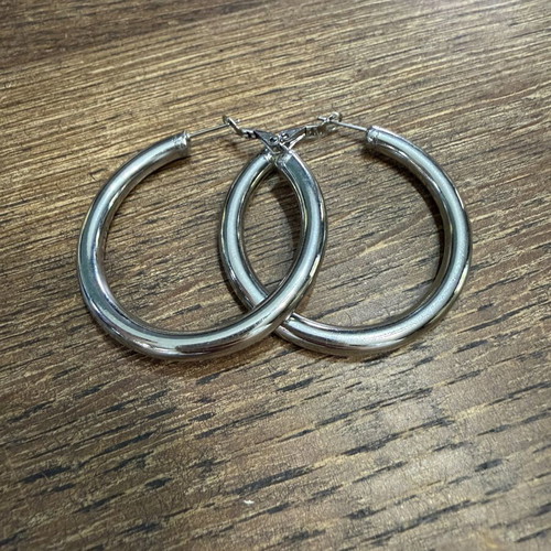 Hoop earrings silver like new