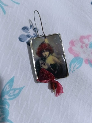 Handmade earrings like new, red and purple