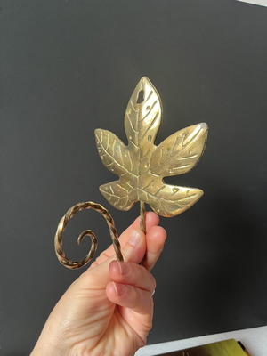 Vintage Brass Curtain Tieback and Wall Hook Leaf Design like new