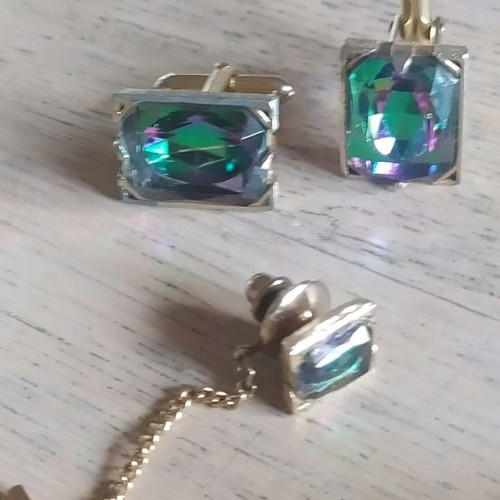 Vintage cufflinks with colored stone and tie pin used
