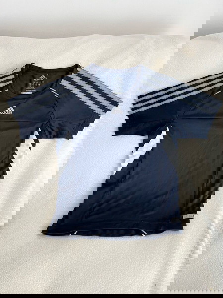 children’s Adidas sport tshirt 128