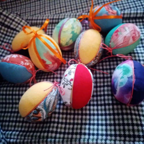 Set of 10 decorative Easter eggs like new, handmade