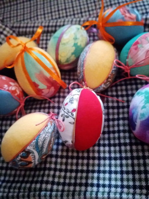 Set of 10 decorative Easter eggs like new, handmade