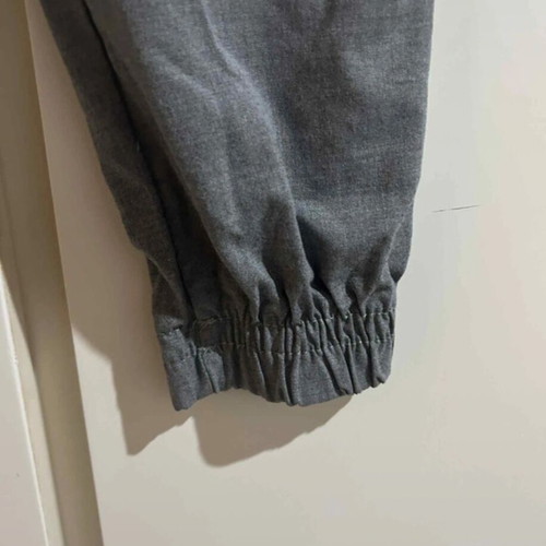 Grey Bershka cargo pants like new with ankle cuffs