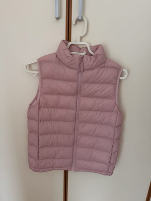 Uniqlo lightweight puffer jacket 11-12 years old new, pink, size 140 cm