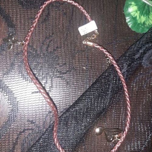 Knitted leather-type necklace burgundy new