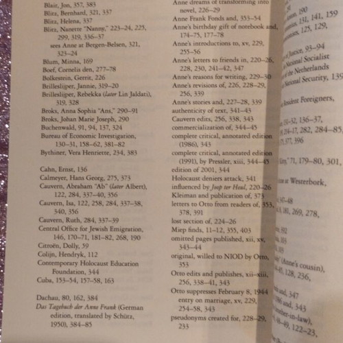 Anne Frank The Biography book like new, English