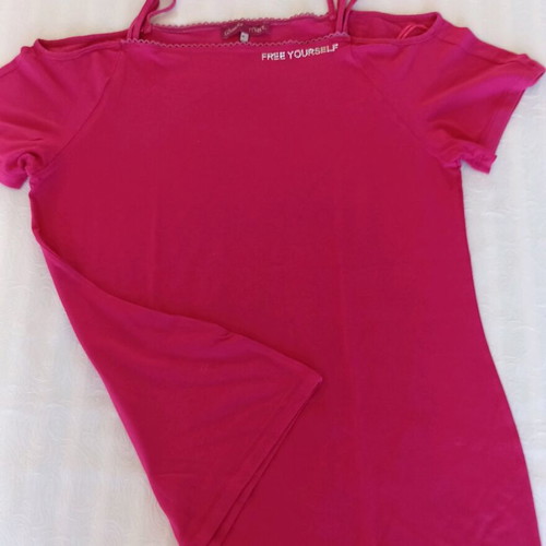 Mat short sleeve blouse used, fuchsia, size medium