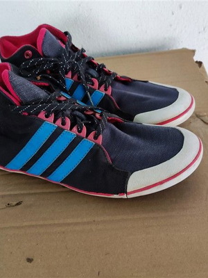 Παπούτσια Adidas αθλητικά μεταχειρισμένα, νούμερο 38, μαύρα