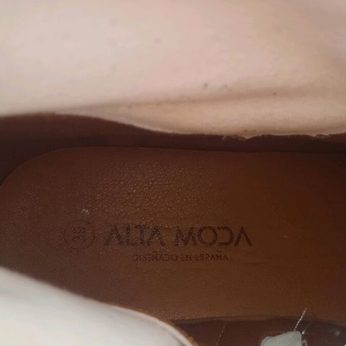 Alta Moda ankle boots 39 beige like new