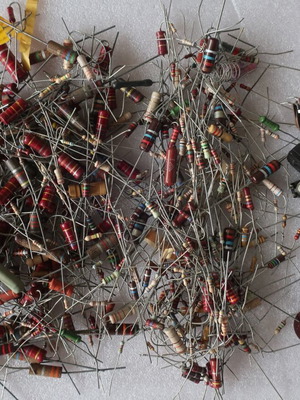 Resistors 1-2 Watt used and new