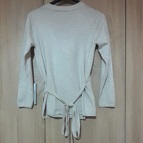 Women's cardigan used, size M, beige