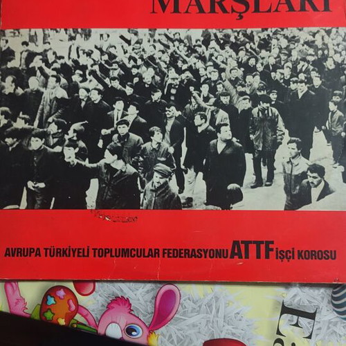 Turkish gramophone records used from 1974