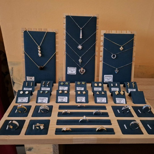Jewelry stand for rings, earrings, necklaces and bracelets, dark green