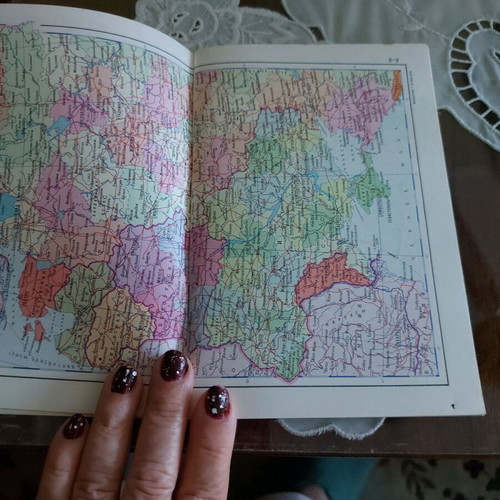 Pocket atlas used from 1981 in Russian language