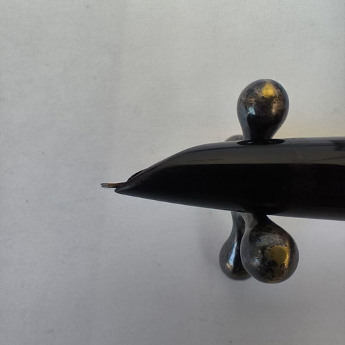 Parker 51 pen used with stainless steel cap and black resin body