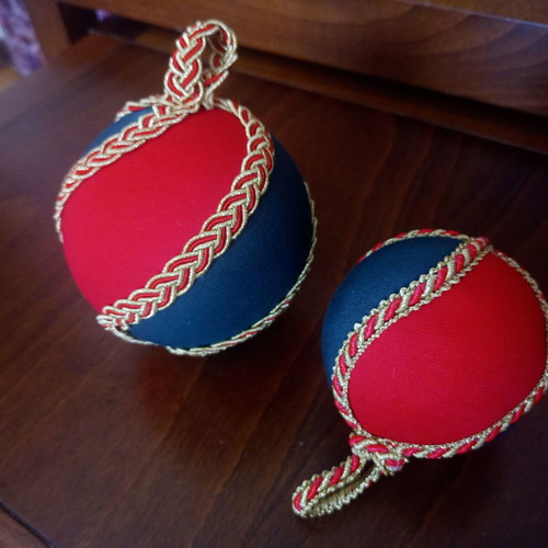 Set of two handmade Christmas balls red and green like new