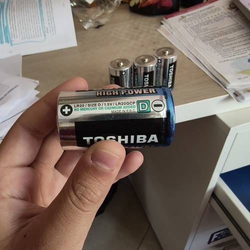 Toshiba Size D Batteries Pack of 4 New