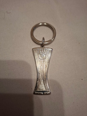 Olympiacos Conference League Keychain new, authentic
