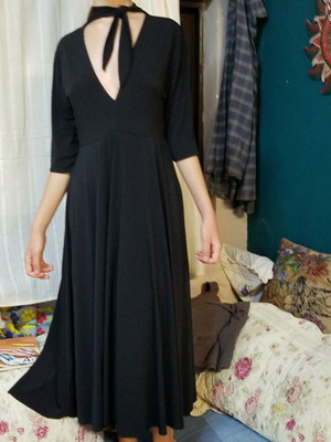 Zara black dress XL with deep neckline and neck tie, new