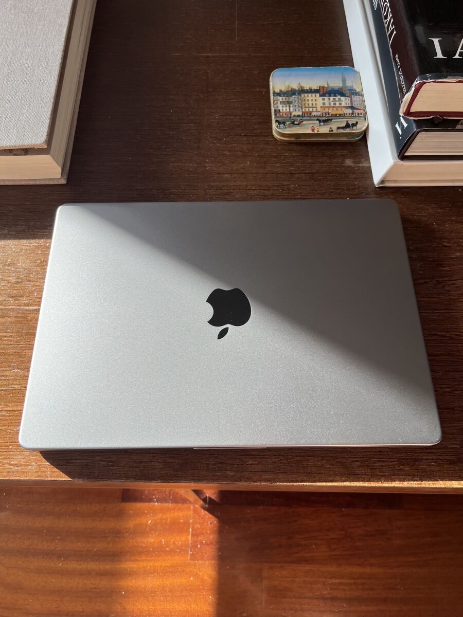 MacBook Pro 14