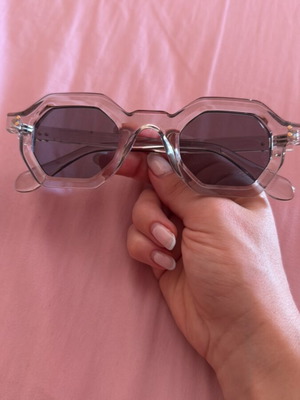 Transparent sunglasses used
