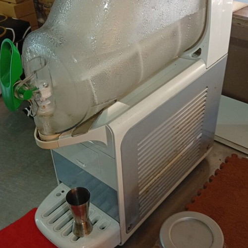 Granitiere used, needs repair missing cylinder part