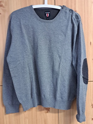 Carl William men's sweater like new, gray, size M