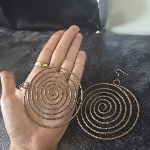 Earrings like new