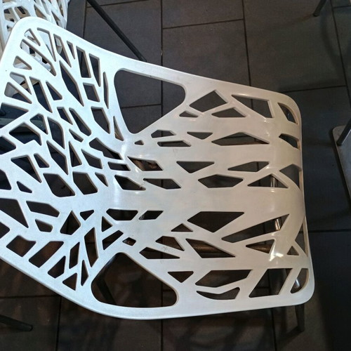 Chairs with metal frame like new