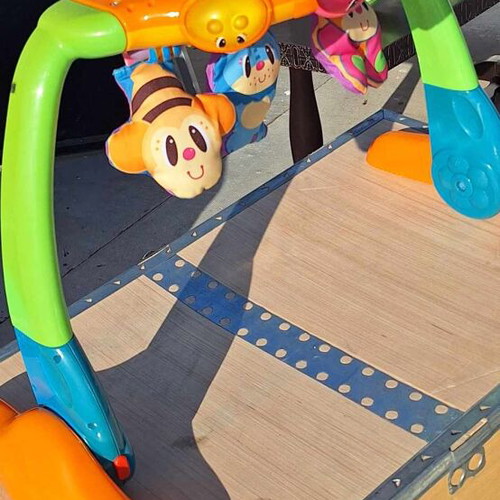 Baby activity toy like new