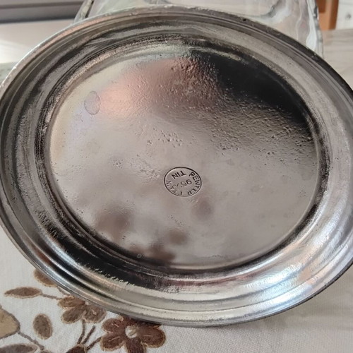 Crystal vase new with metal decorative details