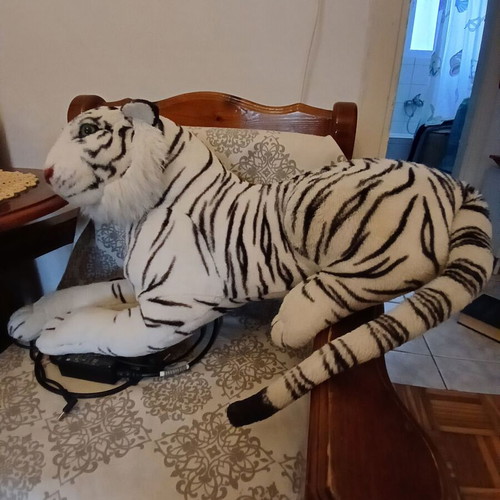 Plush tiger toy