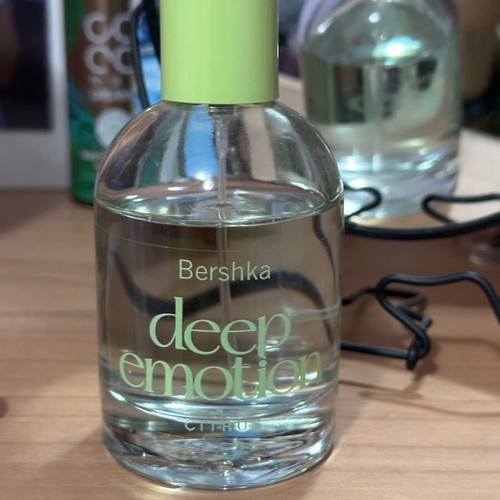 Citrus perfume lightly used
