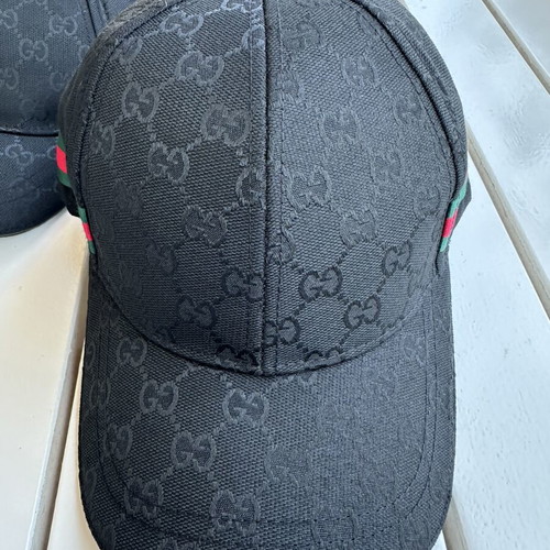 Gucci black cap, one size