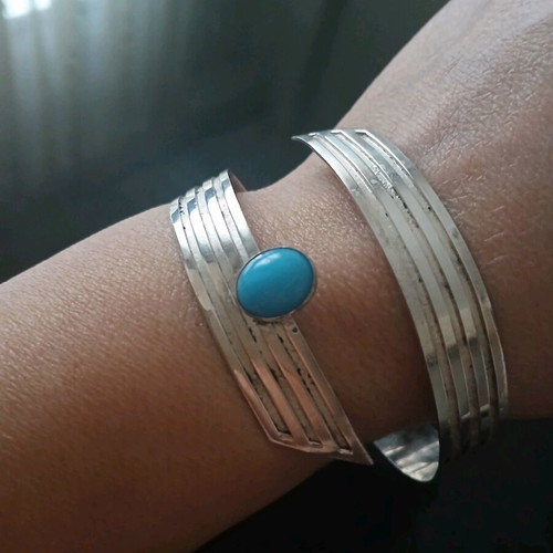 Large bracelet made of 1000 silver with turquoise like new